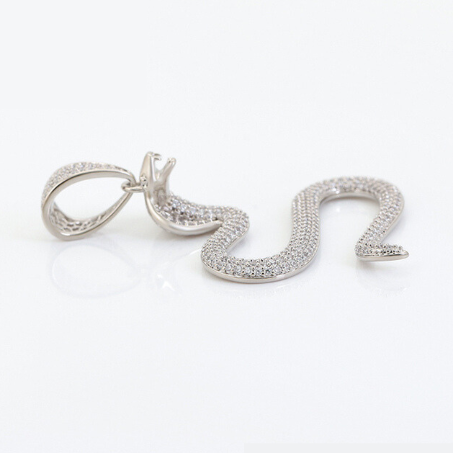 Sierra Pendant necklace - Platinum plating statement piece