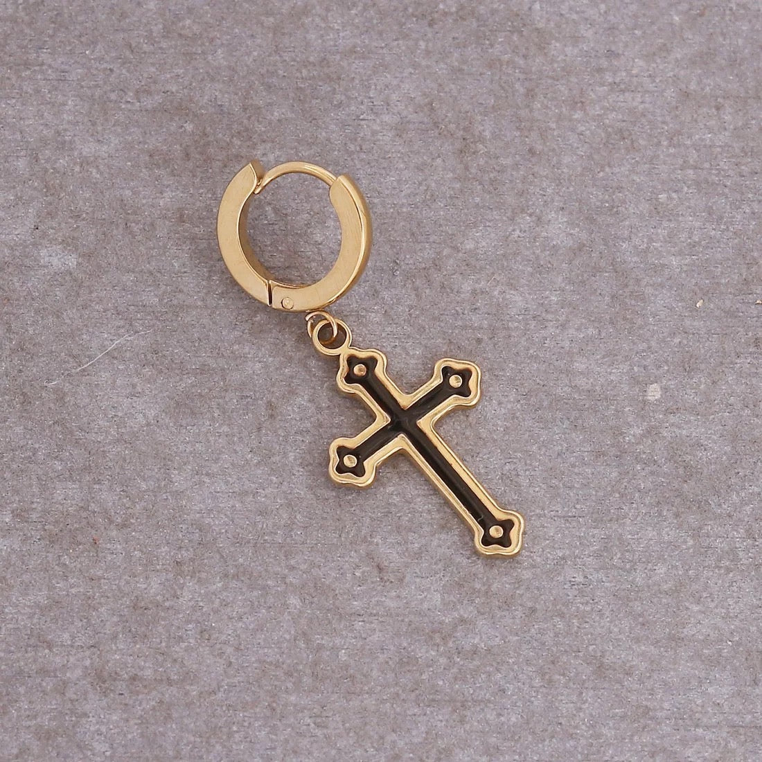 Nila Black Cross 18 k Gold plated Earrings