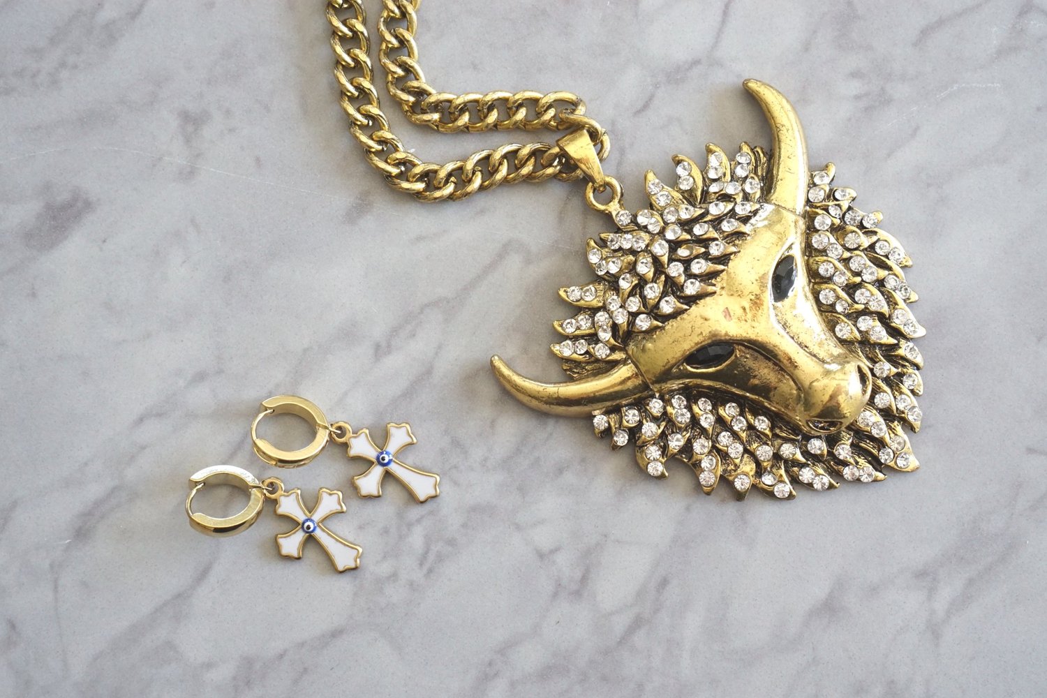 Peta White Cross 18k gold plated earrings