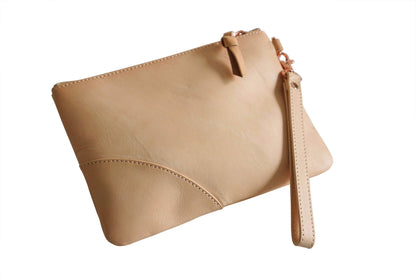 Leather Wristlet pouch - Classic Fawn